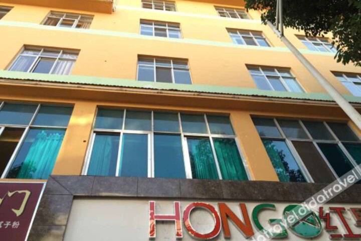 Mangguo Chain Hotel Jinning Zhuangqiao West Road Branch