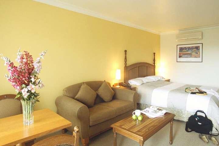 Room 5 of 30