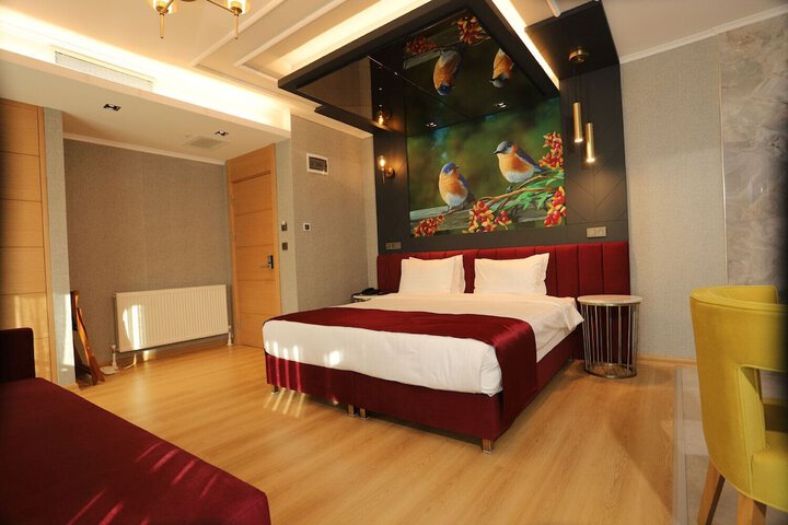 Room 21 of 31