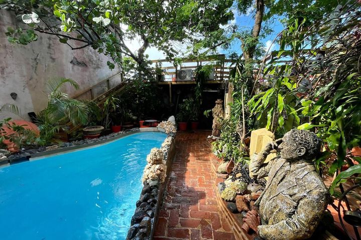 Pool 70 of 132