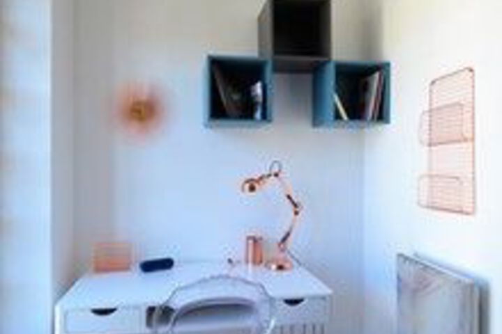 Room 10 of 21