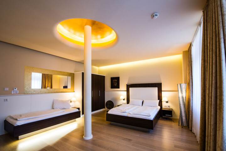 Room 9 of 44