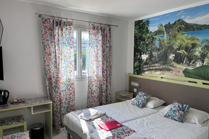 Room 34 of 78