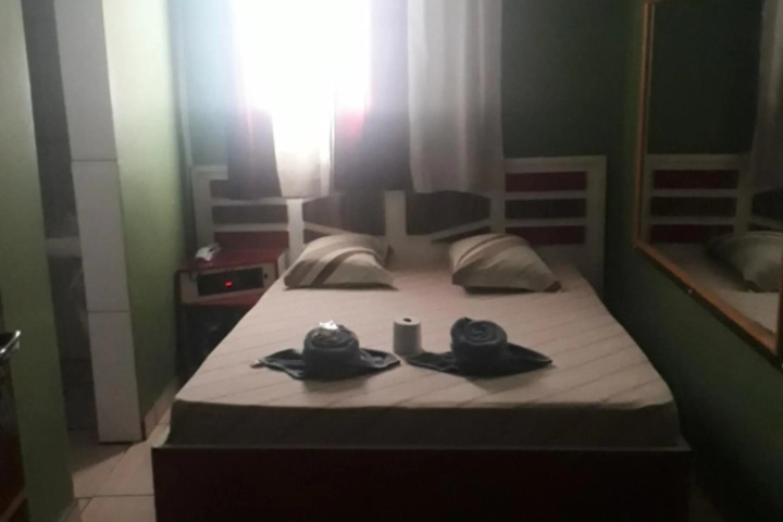 Room 12 of 13