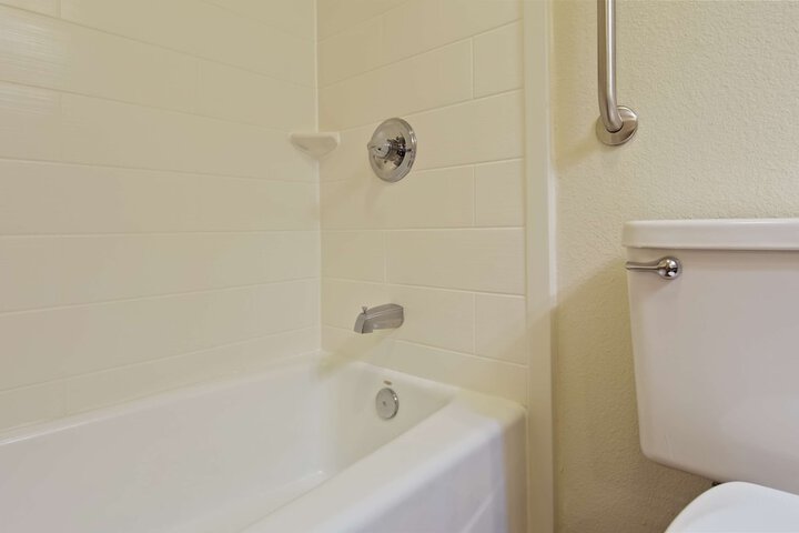 Clean Restrooms