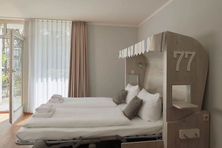 Room 6 of 31