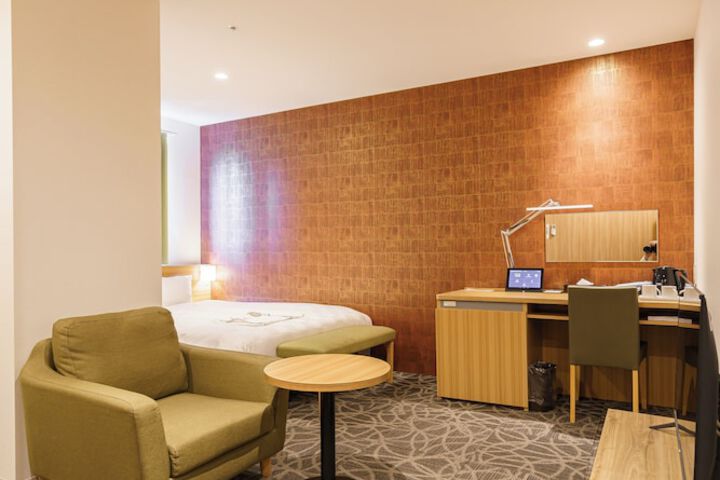 Room 21 of 61