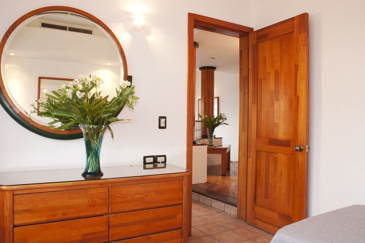 Room 5 of 30