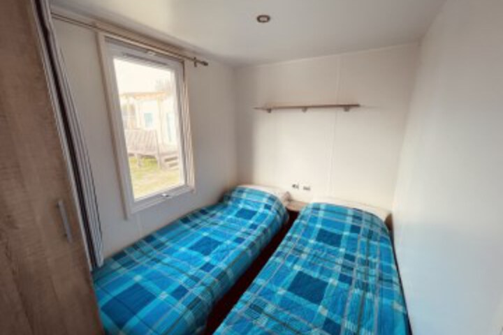 Room 4 of 30
