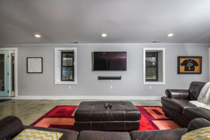 Room 14 of 36