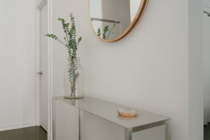 Room 17 of 22