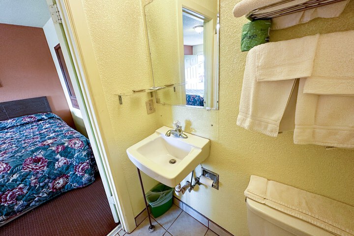 Room 21 of 23