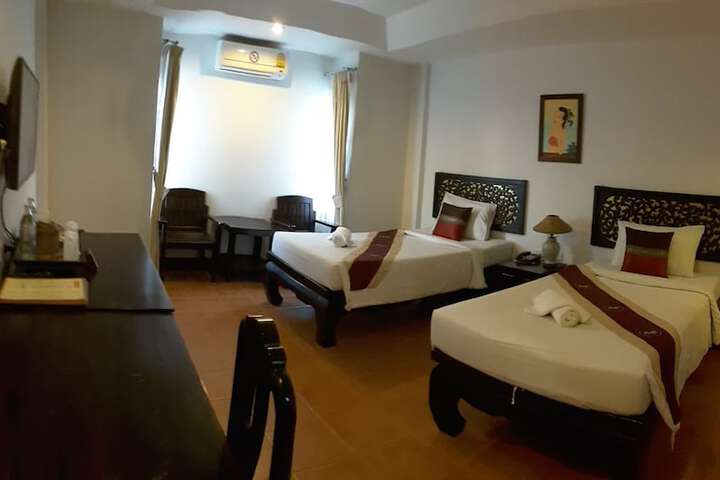 Room 7 of 35