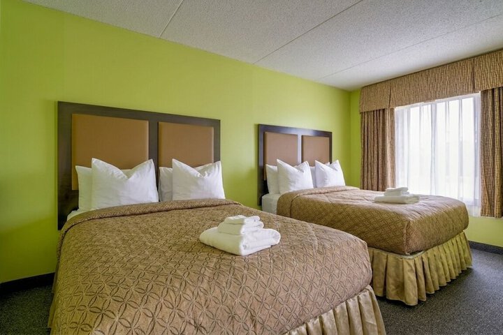 Room 8 of 23