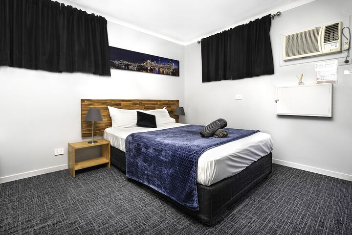 Room 14 of 31