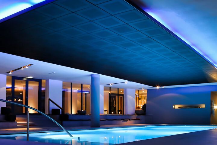 Pool 84 of 137