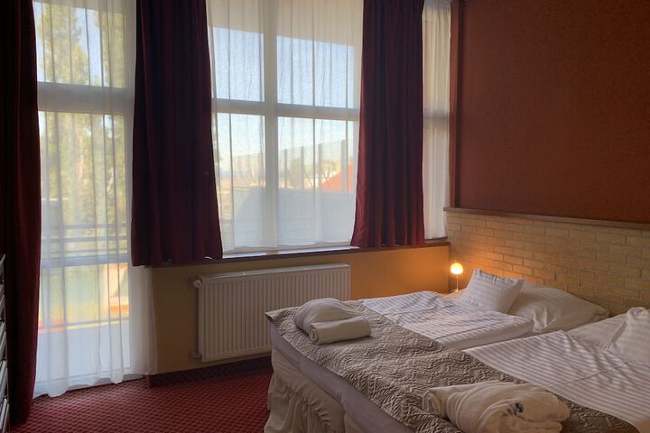 Room 12 of 60