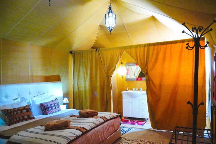 Room 7 of 80