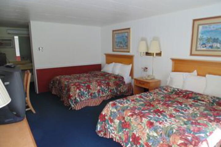Room 5 of 14