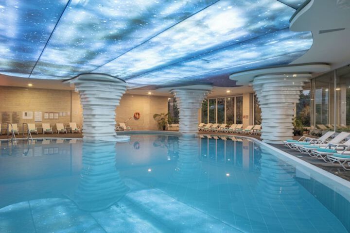 Pool 35 of 152