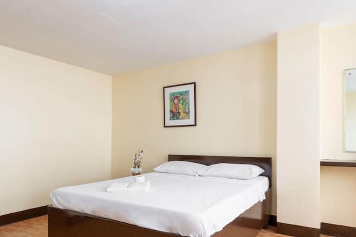 Room 18 of 46