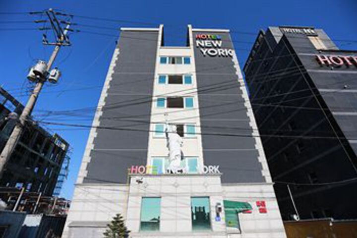 Hotel 14 of 18