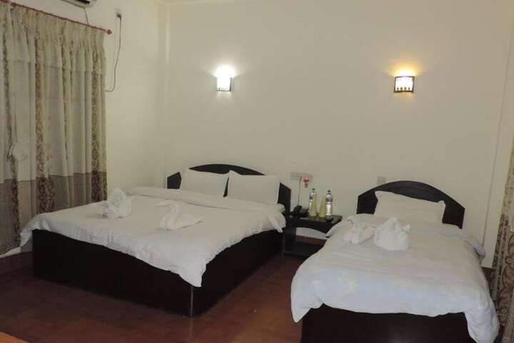 Room 3 of 13