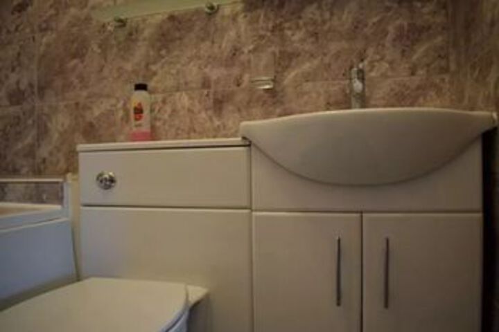Room 3 of 10
