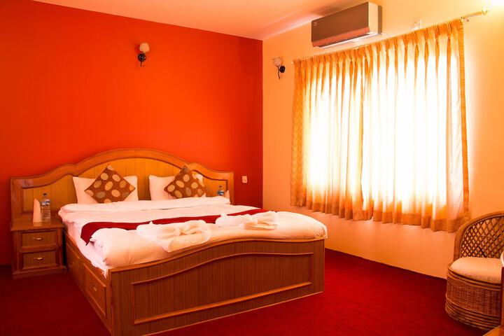 Room 10 of 40