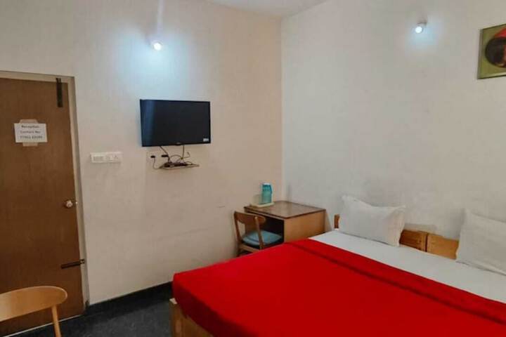 Room 2 of 13
