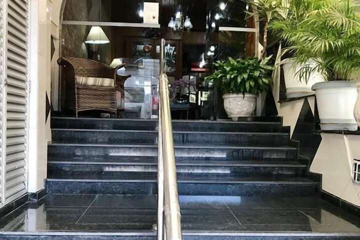 Hotel 37 of 38