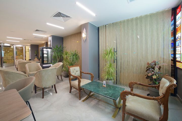 Hotel Lobby