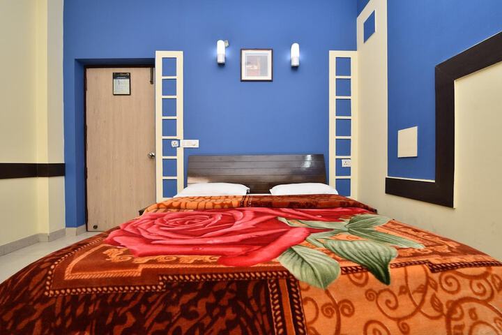 Room 16 of 43