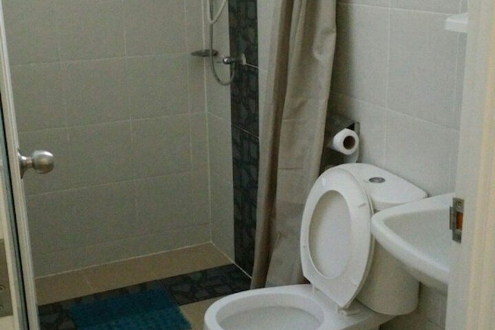 Room 34 of 83