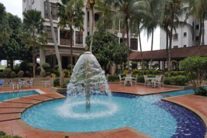 Pool 51 of 62