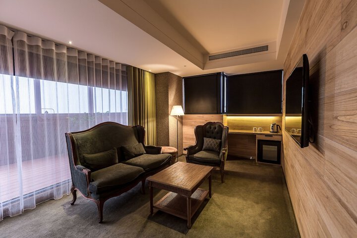Room 52 of 105