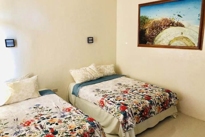 Room 5 of 45