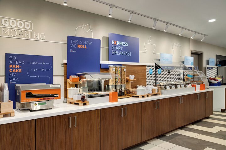 Breakfast/Coffee Service 43 of 51