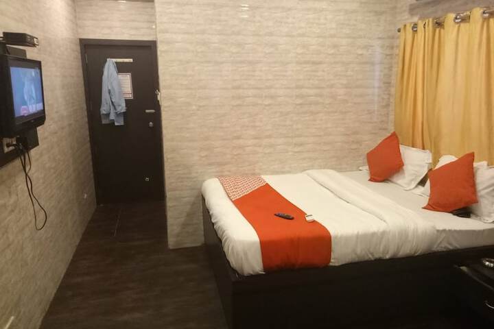 Room 18 of 21