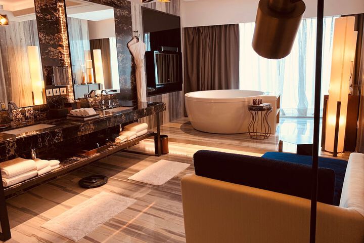 Room 29 of 86