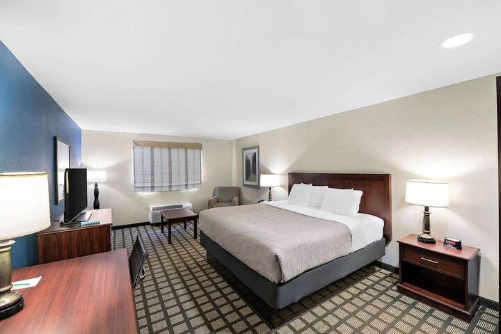Room 20 of 38