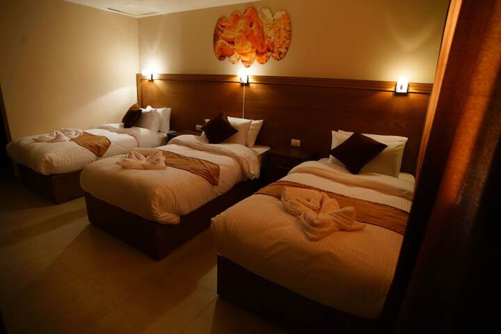 Room 6 of 37