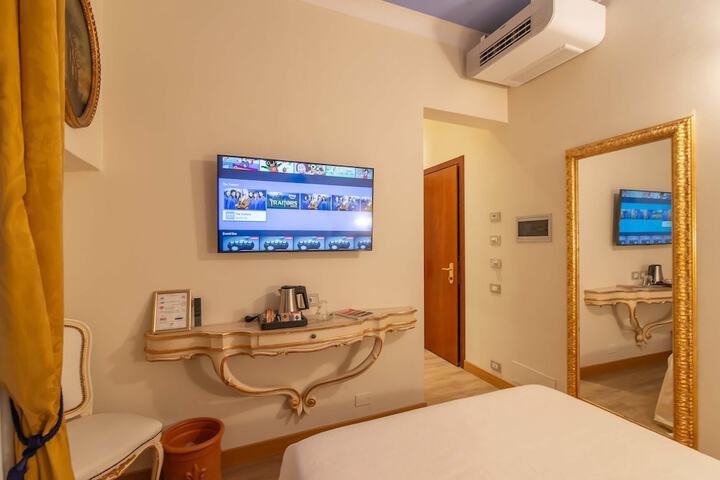 Room 86 of 102