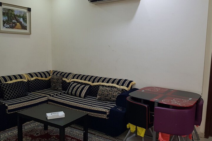 Room 12 of 17