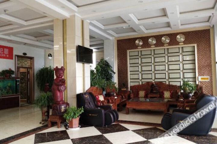 Hotel Interior 4 of 9