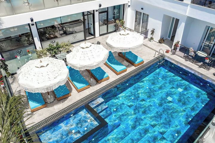 Pool 67 of 86