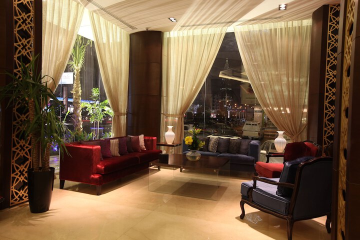 Guest Lobby
