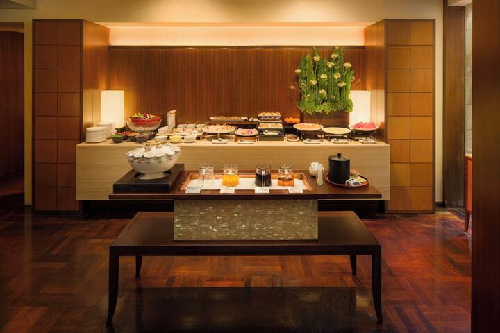 Dining 69 of 105