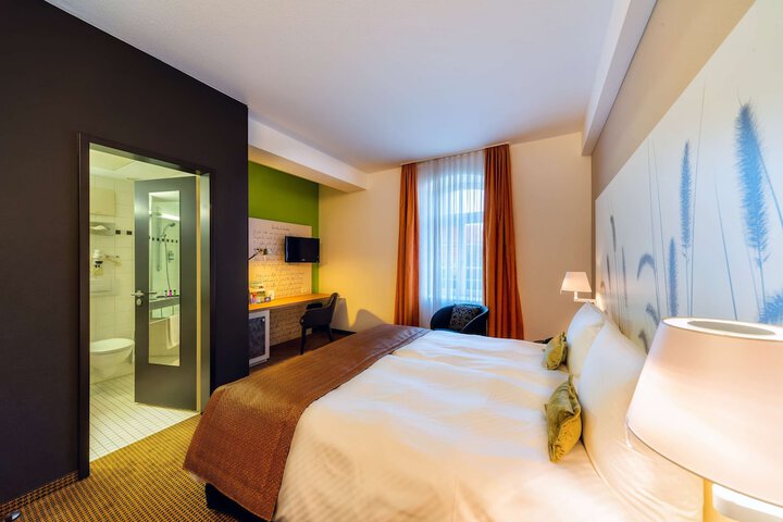 Room 20 of 71