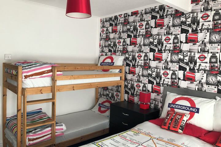 Room 33 of 67